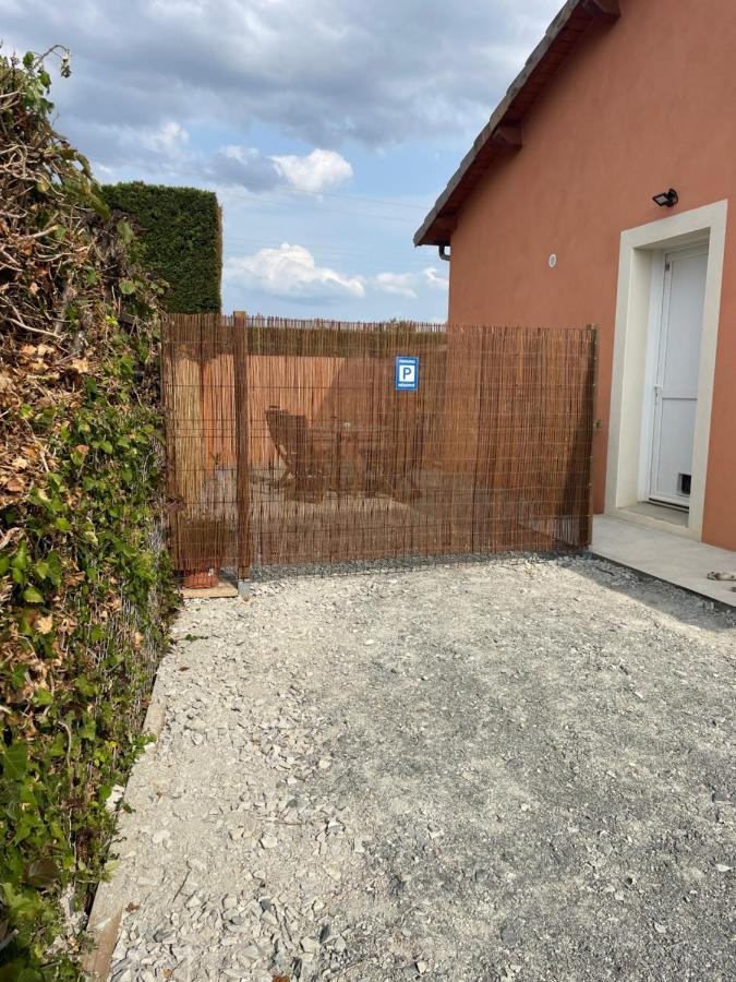 Bienvenue En Beaujolais Apartamento Saint-Jean-dʼArdières Exterior foto